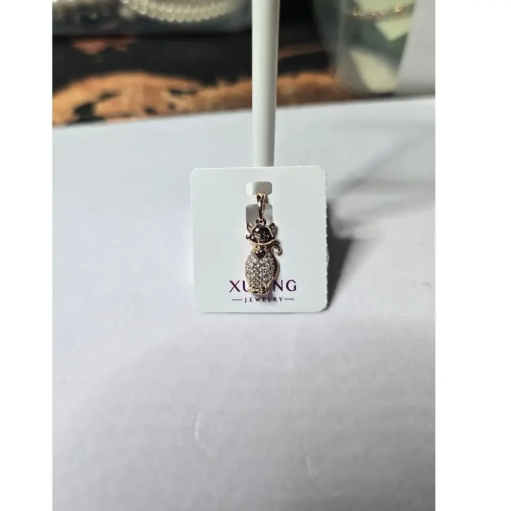 Rhinestone Cat Pendant Necklace Gold Tone Charm – Whimsical Animal